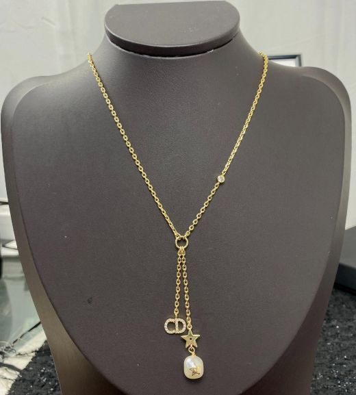 Replica Dior Shiny-D Gold Chain White Pearl Crystal Decorated CD Logo Long Pendant Elegant Ladies Necklace N0858SYDCY_D301